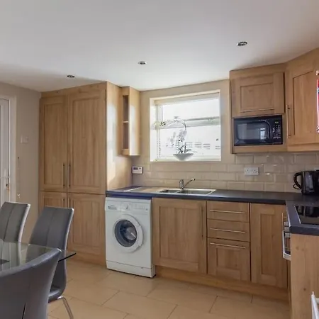 Guestready - Charming Near Croke Park 더블린
